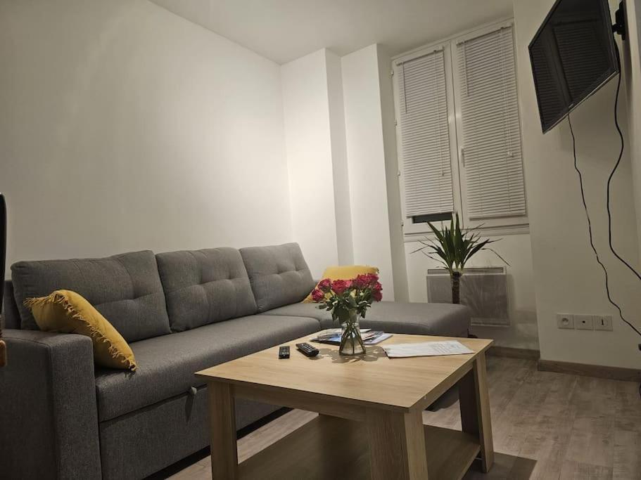 Joli Appartement En Face De Lac Нантюа Экстерьер фото